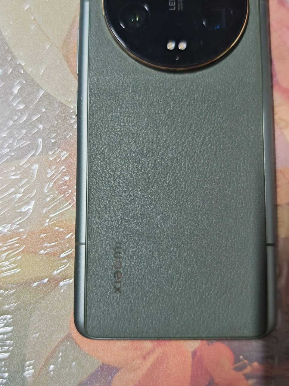 السلام عليكم
تليفون Xiaomi  الترا 13 
رام12
بلون اخضر فستقي 
ذاكره256كيكابايت
 مستعمل ونظيف جداً 
كارتونه وياه 
بطاريتة جداً ممتازه
مابي خدوش 
مامبدل بي اي شي 
سعره650 الف 
المكان بغداد
رقم: ***********
