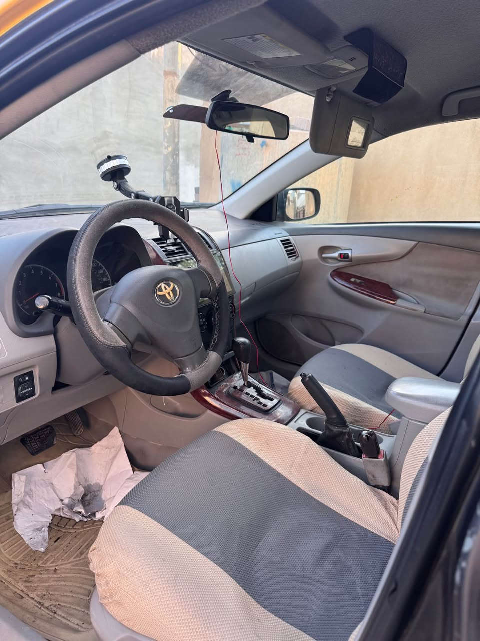 سلام عليكم 
كورلا 2009 
تكسي بسمي سنويه هزه رقم كله جديد 
مكاني كركوك 
سعر 85 ورقه 
حادث 3 قطع بدون دواخل 
*********** كركوك, العراق
