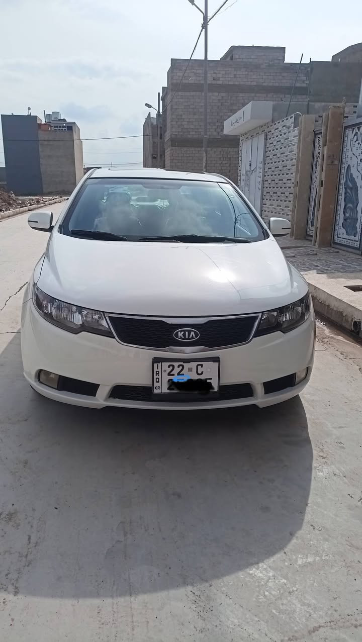 السلام عليكم كيا سيراتو للبيع موديل 2012 السياره فول بصمة شفتات استيرن فتحه سقف دبل كير الكير 6نمر كشنات جلد  مكفوله من ضرر بيها كلير بي صفحت النفر عنوان موصل *********** واتساب وا اتصال
