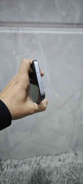 a565G
256/8
نضافه 95
وياه كيبل ماته سعره 350 
مكاني ابوغريب او عامريه
***********
