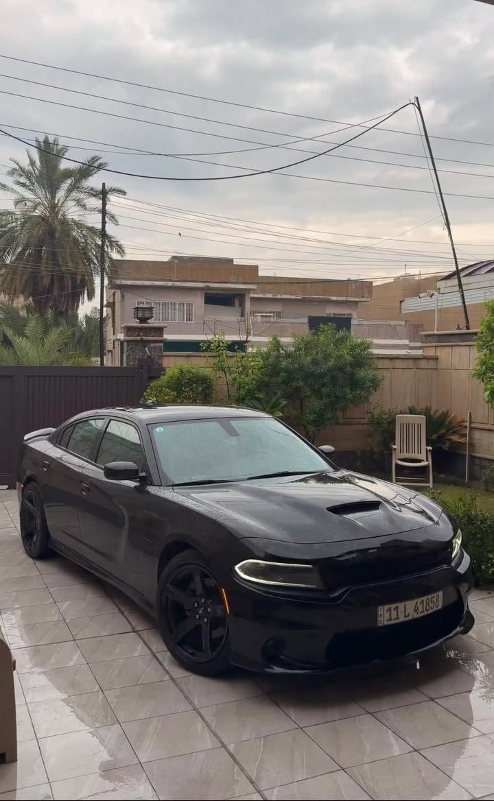 جارجر RT 5700 للبيع 2022 رقم بغداد باسمي ماشيه 40 الف السياره جديده كلش بيها صبغ جاملغ الايسر مكانها بغداد المنصور 
***********
