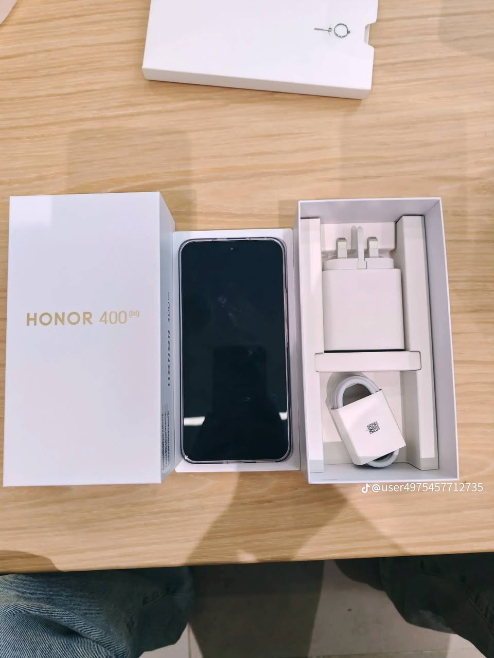 للبيع فقط ماراوس ب(٤٠٠الف) فرق (٨٠)الف هونر (400)مستخدم أيام ذاكرة (٥١٢)لزكاتة علية وغراظة ممفتوحة مكاني بغداد / ساحة عدن شراي أتصل (***********)
