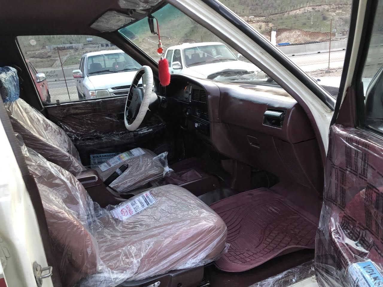 بسم الله الرحمن الرحيم ,,,,,,
دێر  2006                     مەنەفێست اسڵی  فسفۆر 

 هەزەو پاکانە هەر جوار بەدەرگای نوێ

مەکینە بەخە بەشەرت  بیڵاد

گێرو مەکینەاکسڵ بەشەرەت 

  بەشەرت کارەبای هەموو بەشەرت دینار مەسرەفی تێنانیە  تەبریت بەشەرت ساردوو گەرم 🥶

دینار مەسرەفی تێدا بوو 

یە گەڵای بگێرەوە 

هەر جوار تایەی نوێ 

بێ سبوخ بێ ڵێدران 

سحري 43 مجاڵ 

زۆر توندو تۆڵە بەشەرت دیناری مەسرەف نیە 

ڵە خزمەتان دام

ژمارە  *********** زین

***********  کۆرەک
