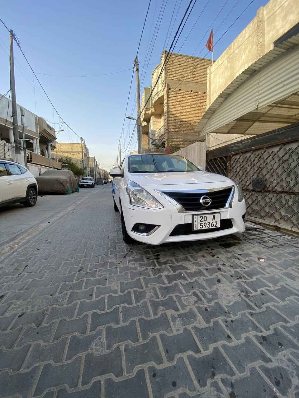 السلام عليكم
للبيع نيسان هندي  مديل 2016
3صبغ ولباقي مكفول
شاشة  وكامرة بك وحساسات 
تخم تاير جديد 
محرك وكير جديد 
تبريد ثلج ❄️ 
صدر امامي خلفي جديد 
سيارة جاهزة بدون اي نقص 
رقم 20ديالى بسمي هزة جديدة جامة امامية جديدة 
السعر 88وبيهة مجال بسيط 
عنواني بغداد الكرخ 
هاتف ***********
