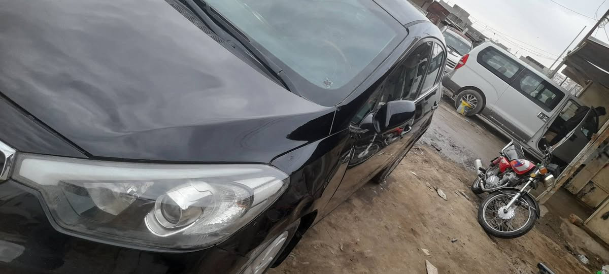 كيا فورتي ٢٠١٥ رقم بغداد
كير ومكينه وتبريد وحداديه وتخم تاير جديد 
صبغ ٣ قطع بدون دواخل 
السعر ٨٨ $
***********
مكاني بابل
