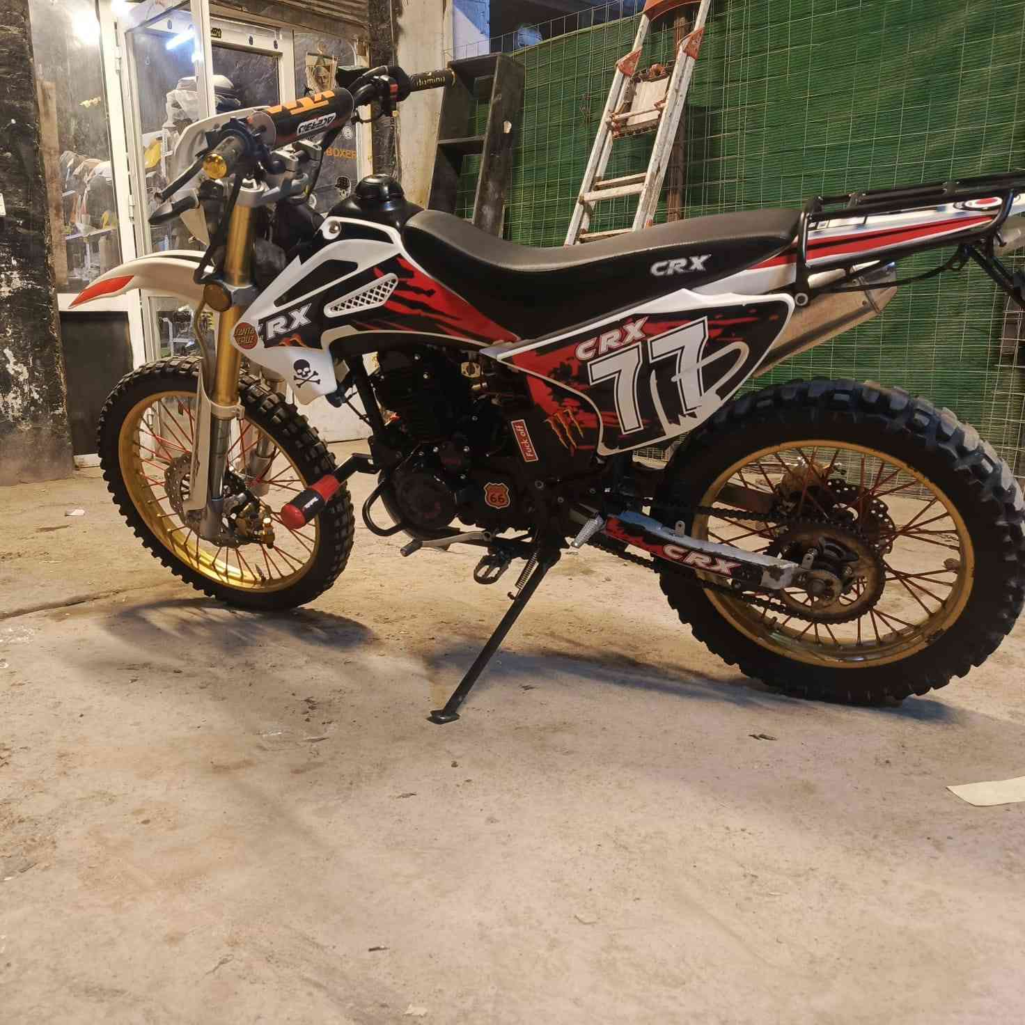 موديل 25 مكينه 250 المكان ديالى الخالص الرقم ***********
