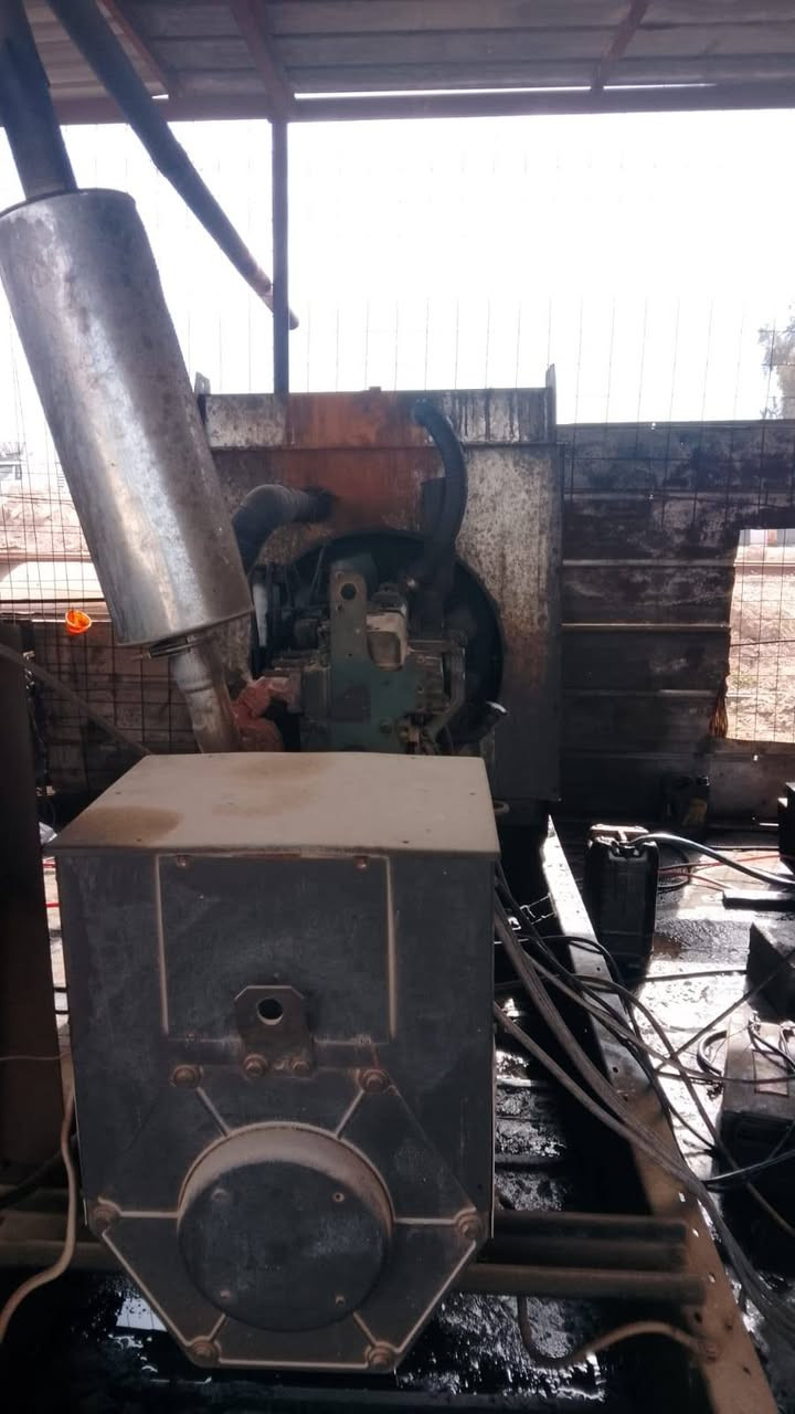 فالفو فمتة محرك T7 بلادي لامكصوص ولامجفت وحالة المحرك جيدة  راس توليد ٢٥٠ kv حمل ٥٥٠ موقع المولد ابو غريب قرب عكركوف السعر ٣٥ ورقة الاستفسار الاتصال على الرقم ***********
