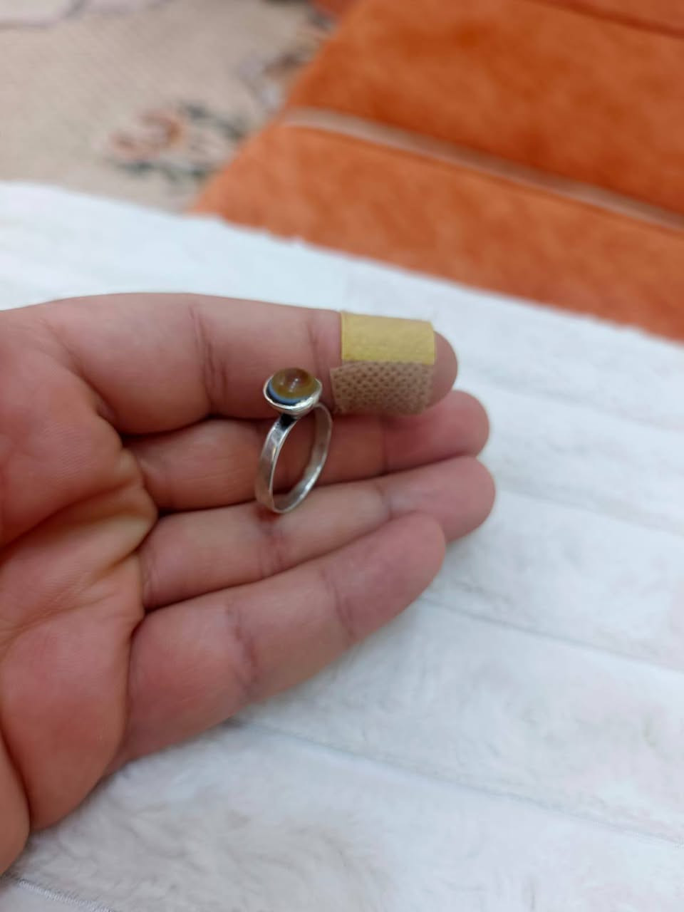 السلام عليكم الي يدور نوادر شرط القدم وشرط جزع يماني بقري قديم جدا ناعمه مكان ناصريه توصيل موجود *********** ناصرية, ذي قار
