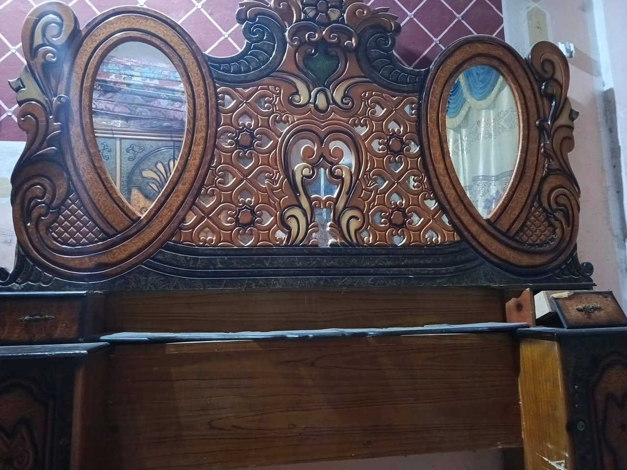 غرفه للبيع نظيفه
سعر 250
بيها مجال ميز75
وركاء الكرامه


**إذا كنت صاحب هذا الإعلان وتريد حذفه لأي سبب، رجاءا أرسل رسالة إلى الدعم الفني**