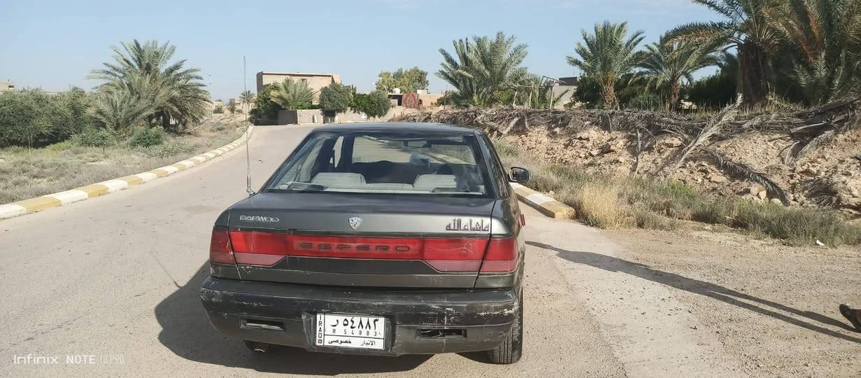 السلام عليكم من رخصة الادمن دايو اسبرو موديل 95 سنويه 28 تحويل مباشر محرك 1600مفتوح كفاله كير اوتو كفاله طخم تاير باتري جديد السعر 30 وبيه مجال الاستفسار اكثر على الرقم *********** مكان السياره القائم
