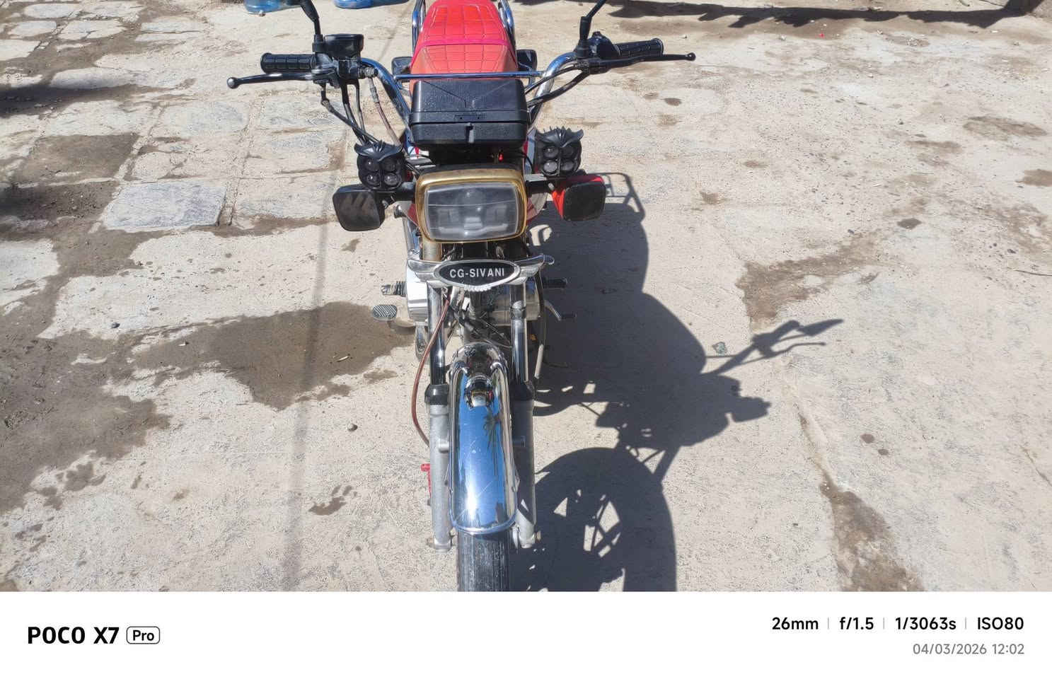 السلام عليكم  دراجه للبيع موديل 25 دراجه ما بيها اي. نقص كهربايات كلها شغاله  دراجه محركها ما مندود علي سبانه اوراق اسكنر سعرها 650 بيها مجال قليل  محرك 150 *********** رقم واتساب ونتصال
