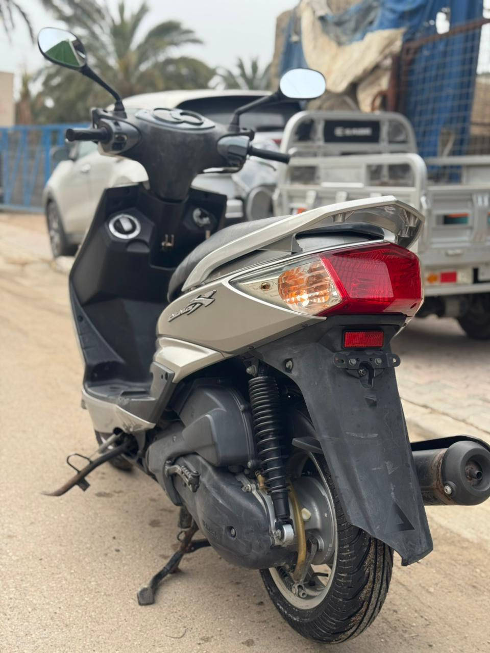 إسلام عليكم اخوان دراجه سكنس فحل نوزل خطين ياباني قبق نفخ ستان كهرباء ماشيه ٤١حقيقي سويجات ثنين دراجه كفاله عامه من كلشي ضمان مكينه وكفر 
مكاني ///بغداد الكريعات 
رقمي ///***********
