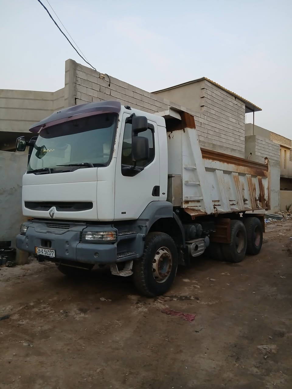 سلام عليكم للبيع رينو قلاب مواصفات دوله مكينه 385 مجموعة جي اف سياره مكفوله كفاله عامه اتصال على الرقم ***********
