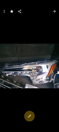 اخوان   متوفر لايت كورلا جهةالسايق موديل 23 هايبرد ابو اللد Le كلش كلش...