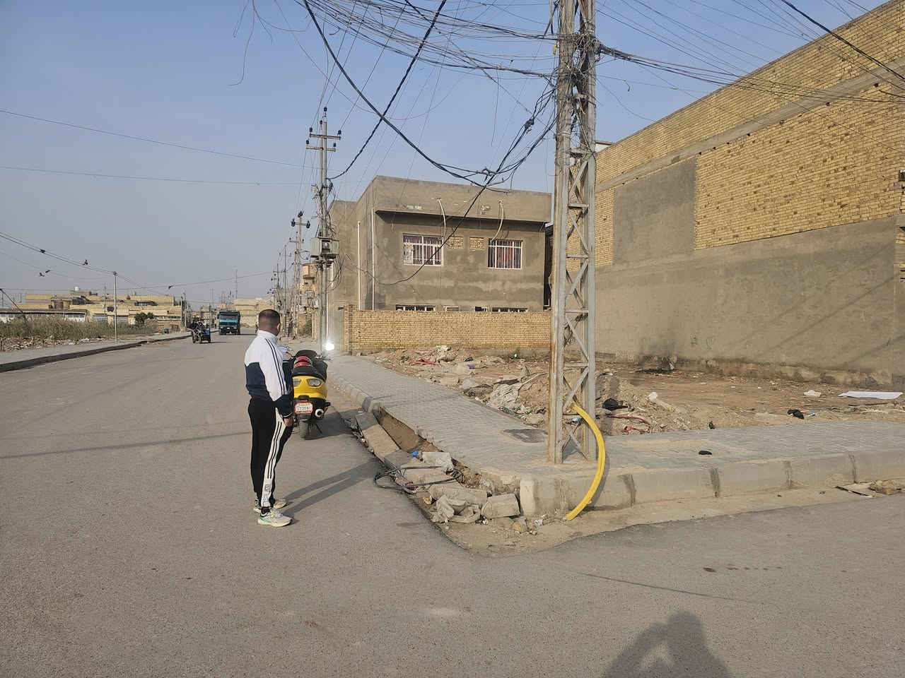 قطعةركن م على شارع(20)للبيع في منطقة الفلاحية حي الإمام الرضا
المساحة/200م 
واتساب 
***********
أو اتصل /
ا العقار في #محافظة_واسط_الكوت
