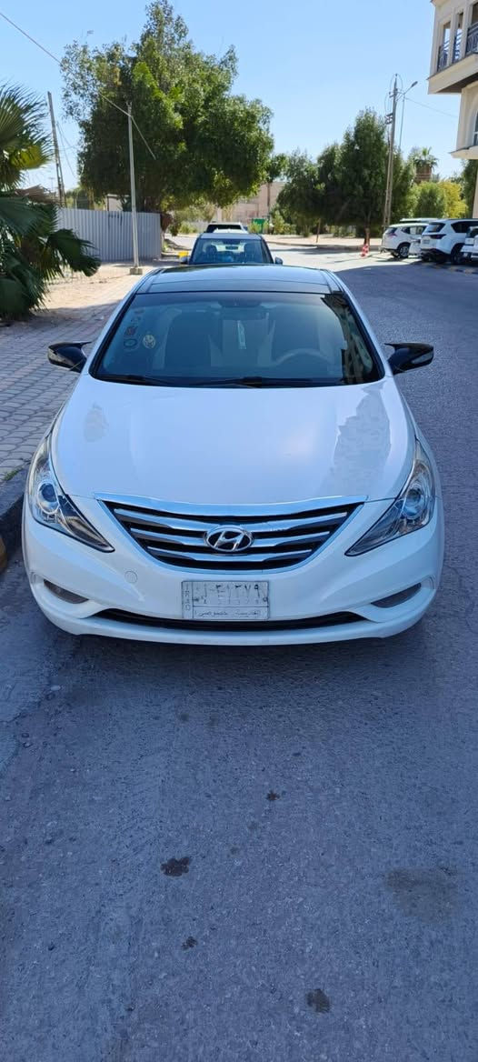 سوناته  مديل  ٢٠١٢ وارد امريكي  فول موصفات  حادث جاملق وبنيد  بيه صبغ  ٤ قطع صبق  مكفوله من مكينه وكير وحداديه وتبريد ثلج  السعر ٨٨ الاستفسار ***********  ماكان السياره كربلاء
