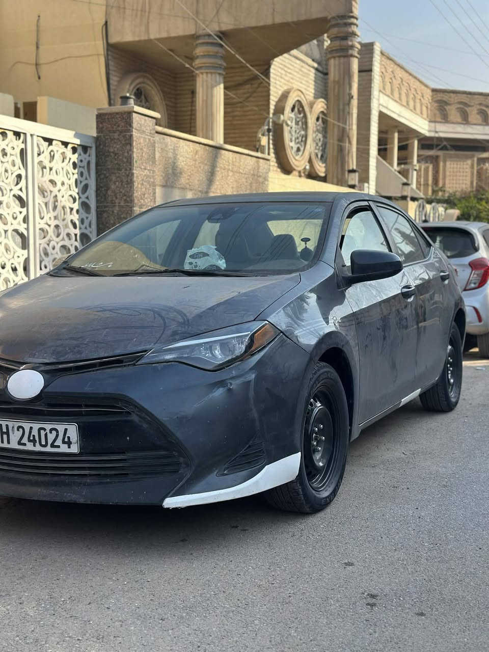 للبيع فقط 

وبسعر 118 

كورلا 17 وارد امريكي

هزه وبراد ورقم جديد مميز ومصفره غراماتهه 

تخم تاير مع ويل جديد وبلاد 

حداديه كامله امامي وخلفي جديد وعلشرط 

مكينه مكفوله 

وكير مبدل زنجيل بلاد مكفول 

عداد السياره ميتين 200٫000

رقم سليمانيه الجديد 

الضرر اربع قطع صبغ 

وبيهه وحده من ضمن الاربعه بيهه معجون 

العنوان بغداد سبع البور 

للتواصل 

***********
