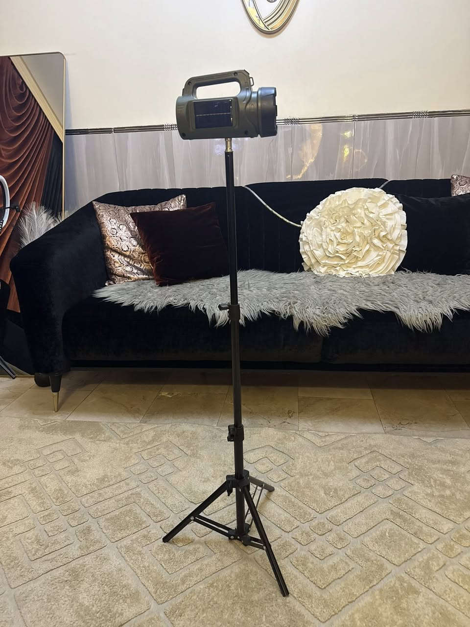 لايت عسكري شحن طاقة شمسية وشحن تايب سي كشاف جانبي ولايت بعيد المدى يرهم يتثبت على ستاند 
سعره 15 اذا مع الستاند سعره 25


**إذا كنت صاحب هذا الإعلان وتريد حذفه لأي سبب، رجاءا أرسل رسالة إلى الدعم الفني**