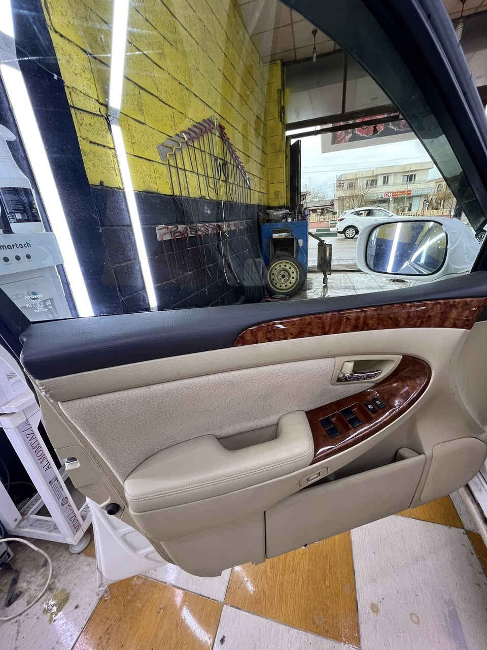 سەرەتا بە ناوی خوای گەورە
شاهینە بڕاوە بڕاوە 
گێڕو مەکینە بچوک
٢ دوگمە ی ناوزەرد 
سلاید 
٨٤ هەزار ڕۆشتوە بێ دوکەڵ 
گێڕو مەکینە لۆک
پۆڵیش و حەمام کراوە 
تەبرید مەضبوت
سەقف بەشەرت 
کەڤەر و شانصی کۆسەرە بەشەرت 
قرچو داعم بەشەرت 
موشتەریت نامە بنێرە یان تەلەفون بکە
*********** 
ڤایبەر و واتسابی لەسەرە
ئەدمین 💙
