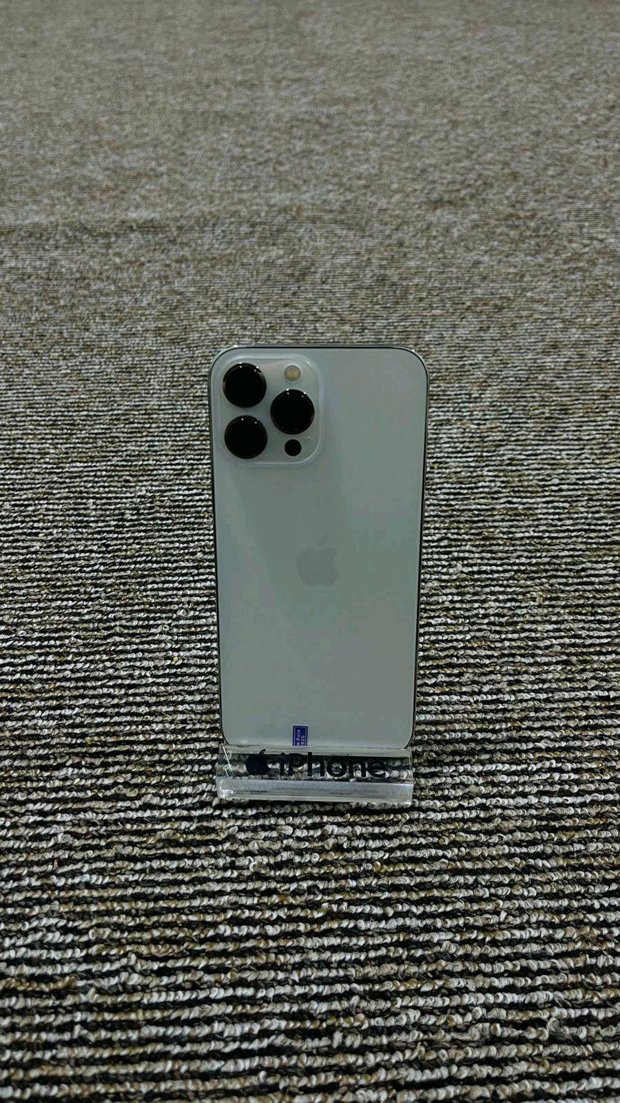 📢 وصل حديثاً
آيفون 13 برو ماكس
✨ نظافة 100٪
🔋 البطارية أعلى من 90٪
📱 جهاز أصلي ومفحوص بالكامل
💸 بيع أقساط مريحة
🔥 أسعار تنافسية ما تنلقى
