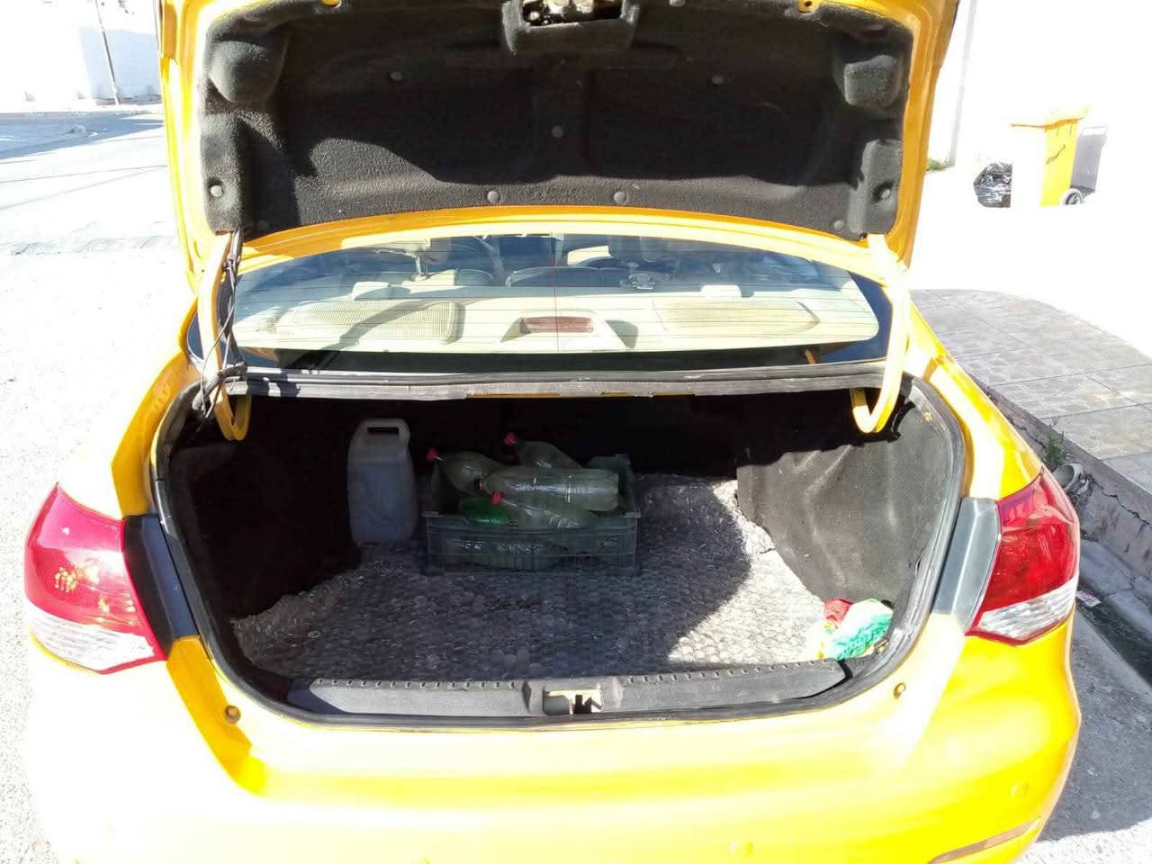 من رخصت الأدمن كريت وول ٢٠١١ بدون ضربه ولا تبديل كير محرك يارس أوتو سنويه مشروع وطني لغاية ٢٩ شهر الثالث بطاقة بانزين شرط التحويل والوكاله العنوان كركوك حي العسكري السعر56 اوبيه مجال قليل Singapore


**إذا كنت صاحب هذا الإعلان وتريد حذفه لأي سبب، رجاءا أرسل رسالة إلى الدعم الفني**