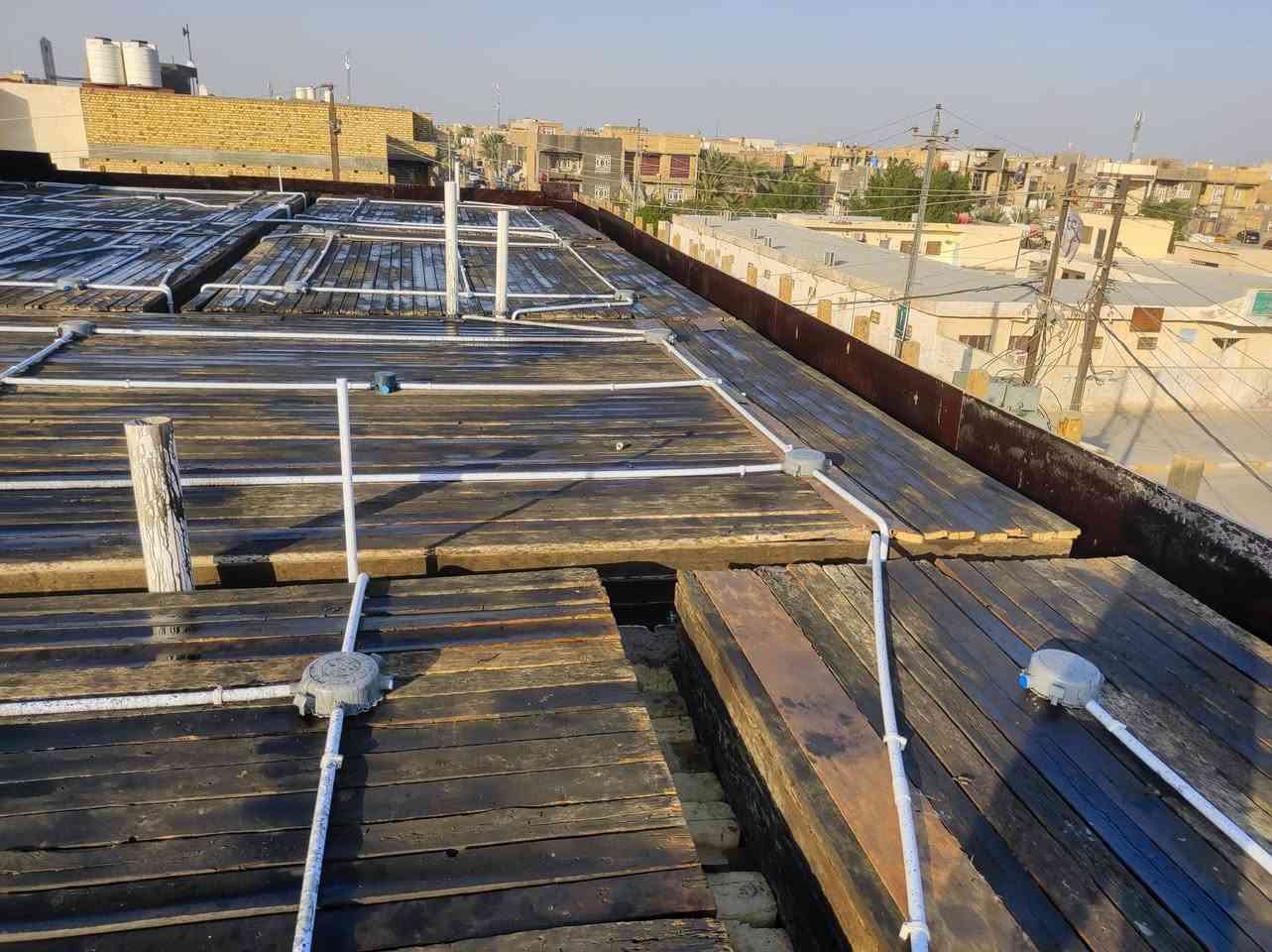 اللهم صلي على محمد وآل محمد الطيبين الطاهرين 
عملي نجاره تسليح صب شغل درجه اولى 
***********
