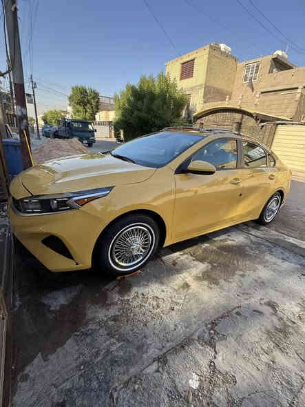 السلام عليكم ورحمة الله وبركاته من رخصة الأدمن والأعضاء المحترمين كيا فورتي للبيع وارد امريكي موديل ٢٣ ماشيه حالياً ٧٠ مبطل بيها بنيد ودعاميه وبيها تصليح بلجاملغات الاماميه رايدها ب١٦٠ بدون غراض كماليات تنباع رقمها بغداد مكانها بغداد الدوره ابو دشير ***********
وصور الحادث موجوده بلمنشور
