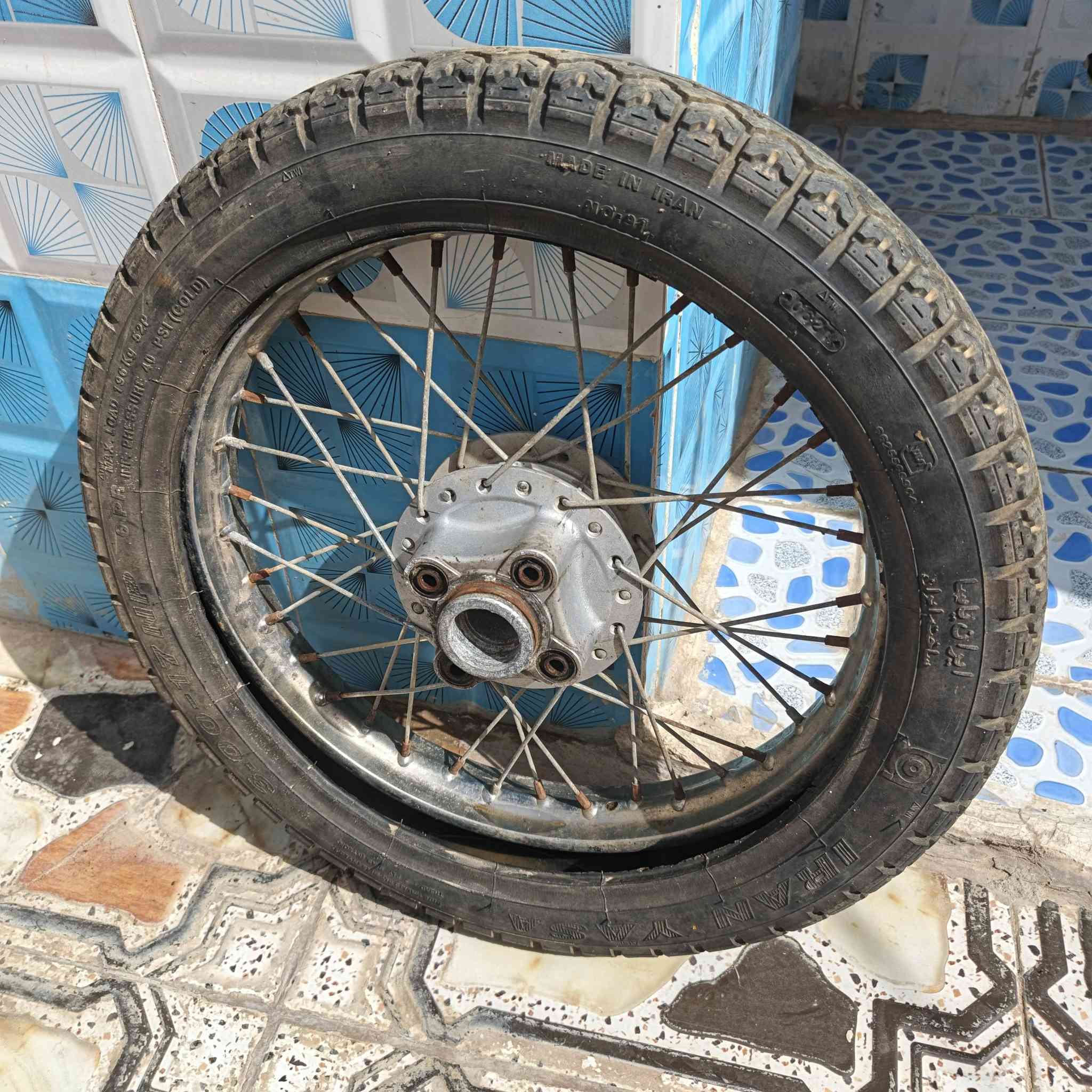 غراض نامه كلهن نضيفات 
ركبه كامله شغال ب20
تانكي ع 8
سبايدر قفله 15
صالنصه صوت نجمه ب15جديده
كشن ع 12رياضي وثاني شلامجه
ويل خلفي ب12
دبلات لون اسود شغال ب15قفل 
تواير نضيفات كلش خلفي وامامي ***********
