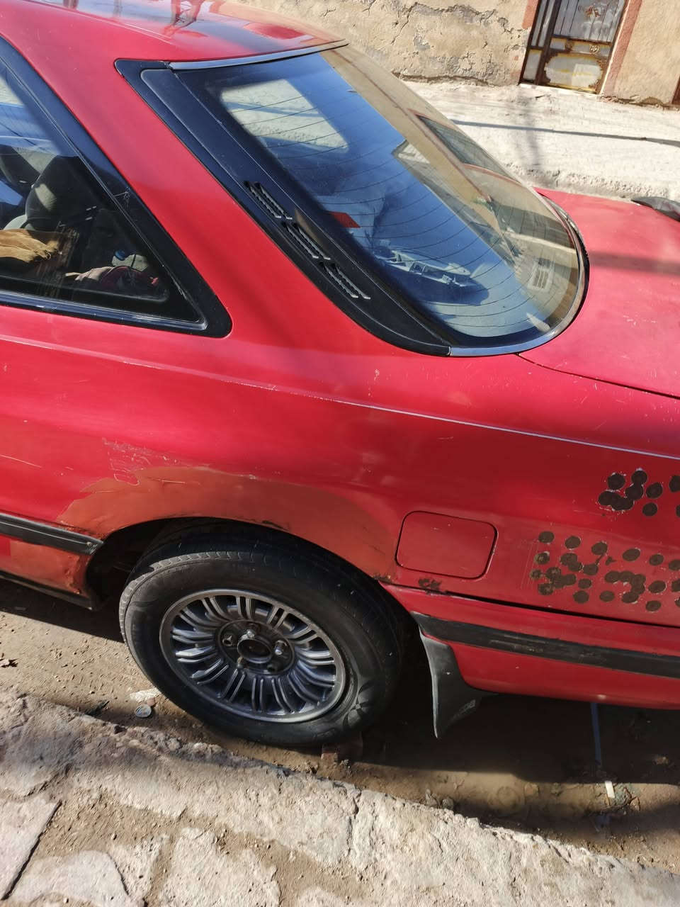 مازدة للبيع 626  تك باب رياضي گير عادي موديل 89 محرك نوزل تحويل ثاني يوم رقم كربلاء  موجودة بالبصرة  بسمنا  ***********
