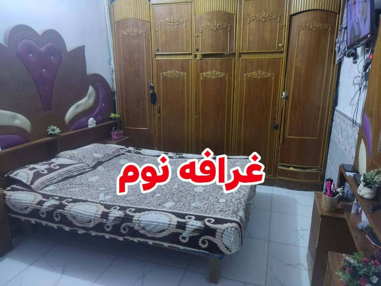 سلام عليكم بيت للبيع بلجاير شارع ابوطالب 60متر قرار محكمه بسمي البيت البيت يردله شوه ترتيب طابقين البيت على بيت بلفرع سعر 53 السفسار *********** البيت يصلح حسينيه
