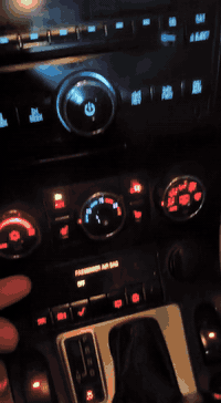 سازوكي XL7 موديل 2008
رقم الماني ....باسمي 
كير كايم  كود P0734
محرك تمام بس غير مضمون 
كشر  تمام حسب السونار 
كهربائيات شغاله 
تبريد خلفي امامي ثلج 
تدفئه امامي خلفي شغاله مع البوابات 
سعرها 55 ورقه 
تمشي على الثاني والاول تمام 

***********
