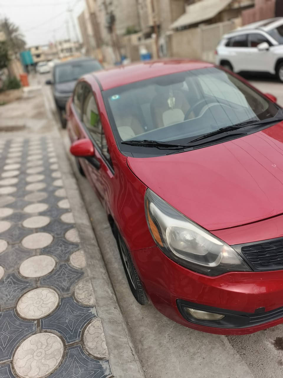 السلام عليكم كيا ريو موديل 2017 رقم بغداد انكليزي
ماشية 52 حقيقي
وارد امريكي امبدل بس بنيد اصلي
شاشة كامرة تحكم استيرن 
تخم تاير نضافة السيارة فول
عنوان بغداد الطالبية 
للستفسار ***********
السعر 110 وبيها مجال
