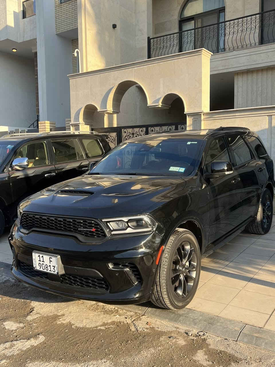 دورنكو 2024 gt premium AWD اعلى فئه موصفات فول 
شاشه جبيره
كشن منفصل vip
كشنات تدفئه تبريد
فتحه سقف
بنيد 3 فتحات بلادي
حساس امامي خلفي 
رادار امامي خلفي جانبي 
تحديد مسار 
فول مواصفات
مكينه 6 سلندر 
ماشيه 10 الف 
السعر : 31.800$ 
صور الحادث مرفوقه بالمنشور بدون ايرباك
مبدل جاملغ امامي وصندوق بدون صبغ بلادي 
رقم الشاصي : 1C4RDJDG1RC157444
مكان السياره بغداد 
***********
***********
