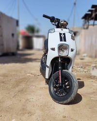 دراجه بوليسي بيها مكينه ماكس عدله الدراجه ماناقصها شي بس كفرات الاصفاح...