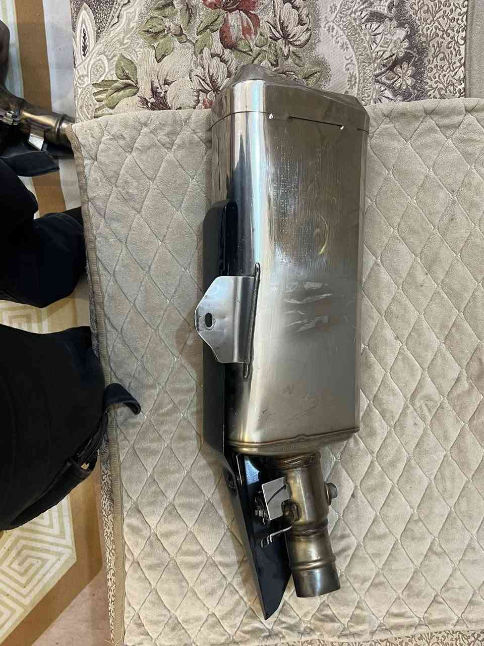 السلام عليكم صالنصه كاوسكى بلادي ونضافه كدام عينك قيم واخذ مكان بغداد خاص اواساب ***********
