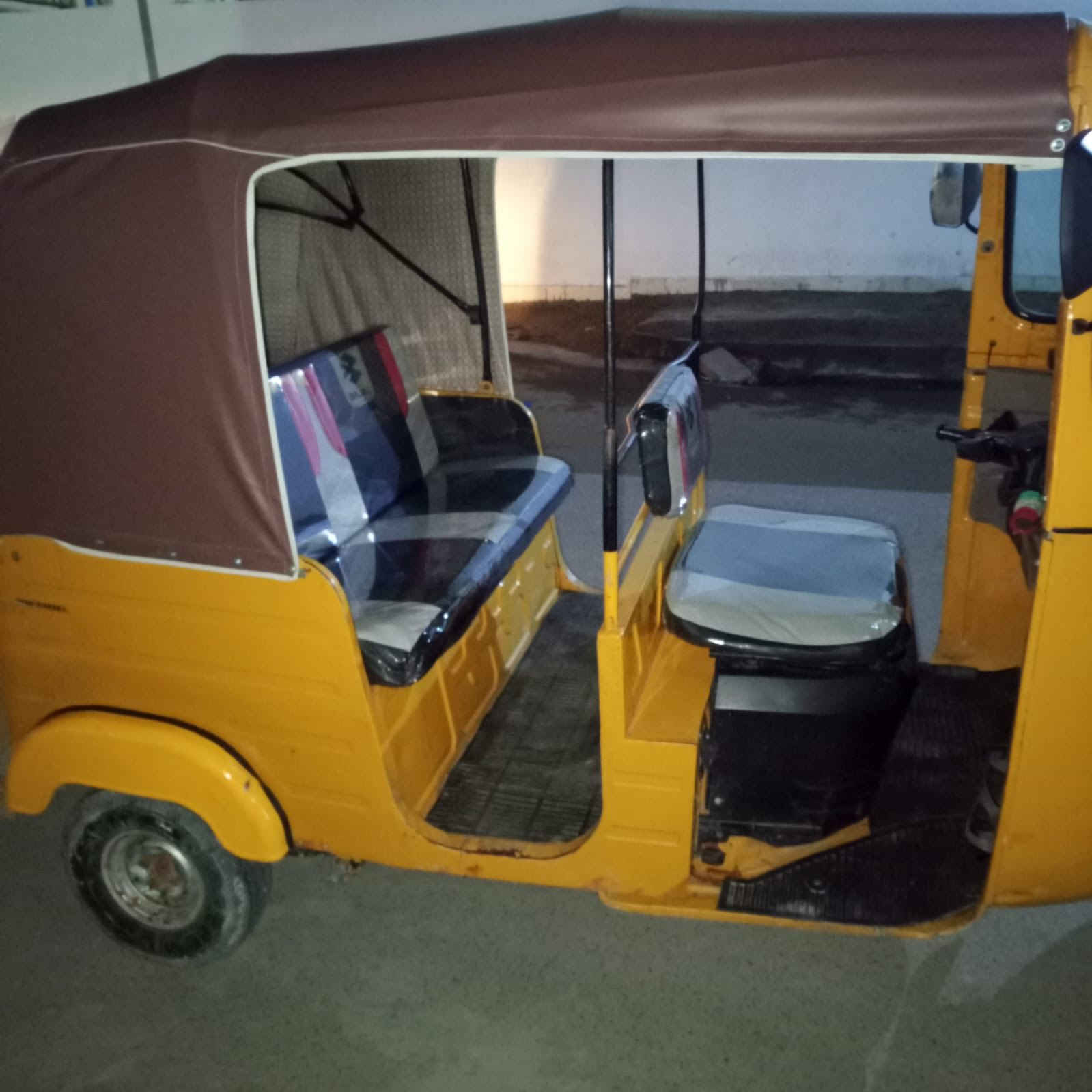 سلام عليكم تكتك للبيع 2020 مرقم تحويل مباشر بسمك تكتك خير من الله بيه بس لغد مصبوغ والباقي كفاله عامه
مكاني بغداد  ***********
