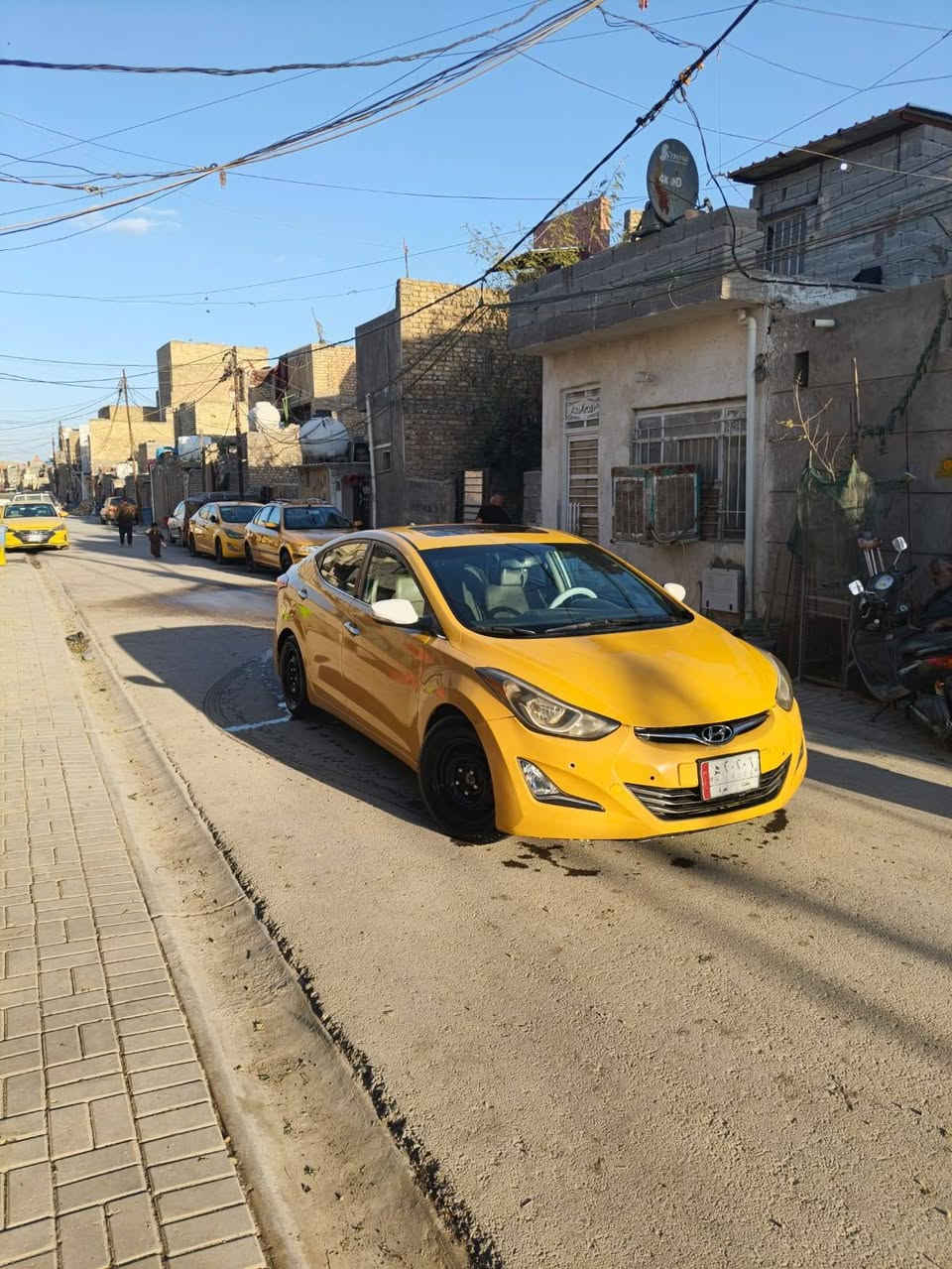 السلام عليكم 
16
الانتر 1/1 فول فول فول 
مكينه 1800 دوش قبل شهر شاهدها حاويه برغي ممفتوح بيه كير صدر تايرات كله جديد 
دوشمه جاهزه سياره ما نقصه شي 
حادثه سونار موضح بل منشور 
مكاني بغداد المدينة
السعر 113  
***********
***********
