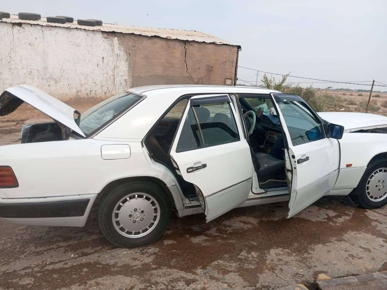 مارسيدس دب ١٩٨٧ بيع او مراوس
محرك وكير بطه
قواعد دبلات بلاديه
مكفوله من العيب الشرعي
رقم بغداد
السعر ٤٥ وبيها مجال بسيط
***********
مكان السياره ذي قار
