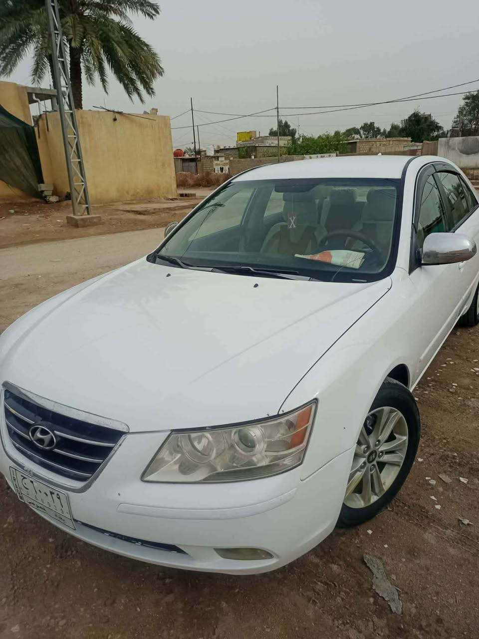 السلام عليكم للبيع سوناتا موديل ٢٠١٠ وارد امريكي كير ومحرك مكفولات تبريد شغال  مصبوغه عام جماليه مرفقه صور أثناء جرد الصبغ وبعد الصبغ سياره مال جناي محرك ٢٤٠٠ سياره جاهزه بدون حادث رقم بغداد السعر ٩٩ وبيه مجال قليل ملاحظه اني مكلف بل نشر اي إستفسار  اتصال  على  راعيه *********** او ***********  ابو امير Mohawk, NY
