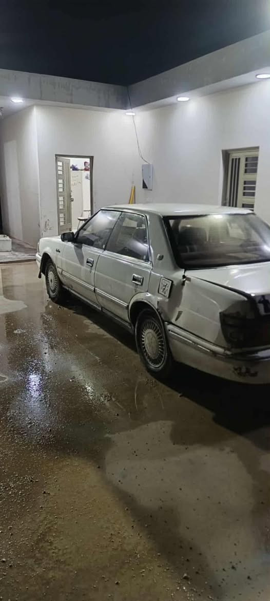 سوبر هارتوب موديل ٩٣ مكينه وكير خير من الله تخم تايرات جديد وىحدادية زينه سعر السياره ٣٤ وبيها مجال بسيط مكان كوت خاجيه ***********
