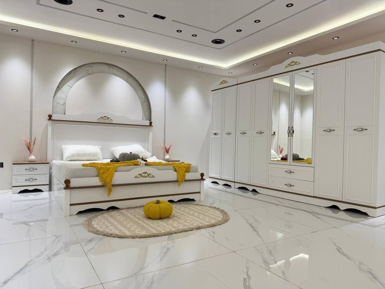 بعض القطع الفنية لاتحتاج الى وصف .😍.
فجمالها ودقة ابداعها يغني عن كل الكلام...,😍غرف 
 تركي  اصلي المنشأ بتصميم راقي يحقق كل ما تتمناه🥰
🌷كل هذا تجدوه لدينا🌷

#اثاث_عصري #اثاث_كلاسك #موديلات #فخمه 

✨ مــــجمع  السند يقدم لكم غرف نوم  

        

كل ما هوا جديد ومميز تجدونه  مجمع السند😍

العنوان تكريت شارع الزهور مقابل احمد العبيدي........

          لسنا الوحيدين لكننا الافضل 😍
الاستفسار اكثر يرجى مراسله الصفحه او الاتصال بالأرقام التاليه 
***********

***********
