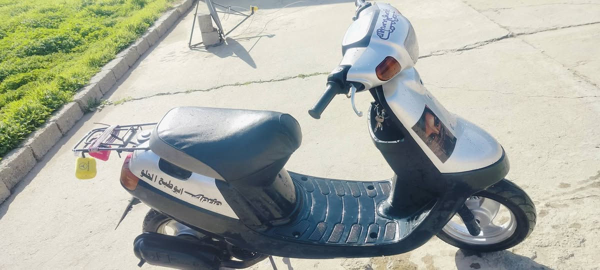 سلام عليكم ماطور بوتين  شرط محرك شاصي شرط معدل نار 🔥 بس كهربائية كلها شغاله بس يعوزو باتري السعر 350وبي مجال اتصل ***********
