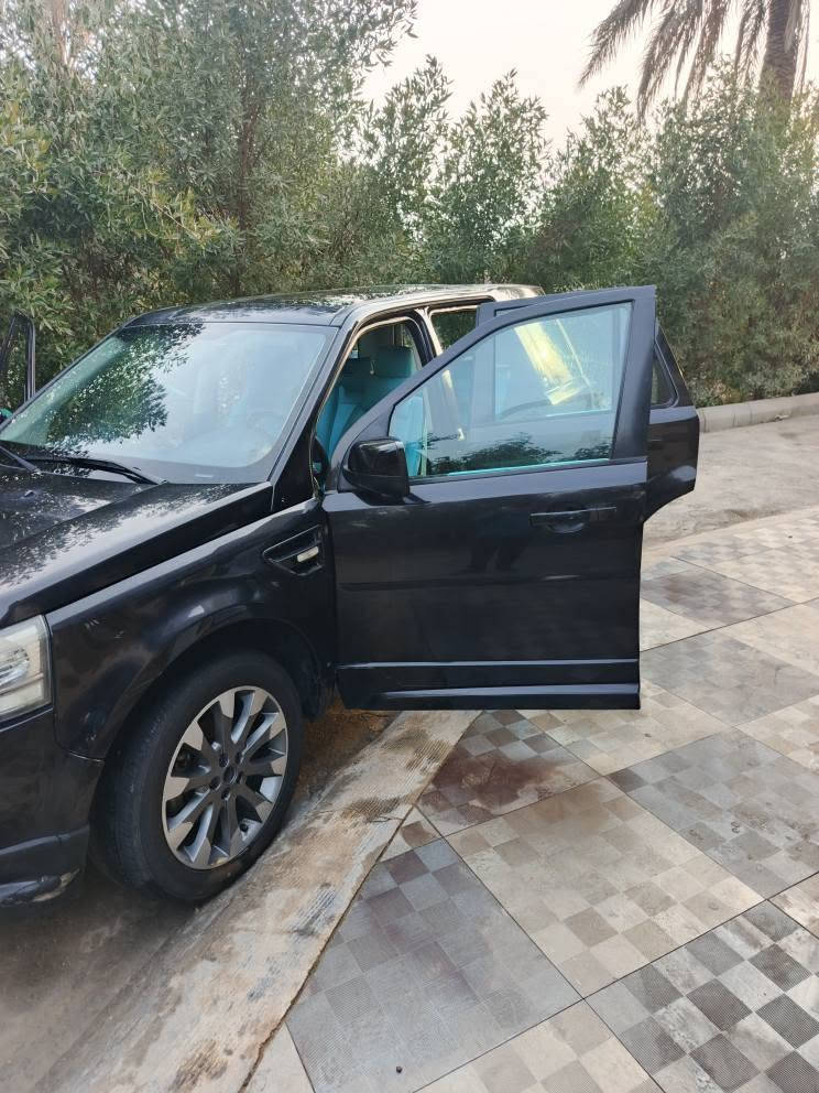 ‎لاند روفر ٤سلندر ٢٠٠٠تيربو ٢٠١٤LR2خليجي مكفولة‎ الصويرة, واسط


**إذا كنت صاحب هذا الإعلان وتريد حذفه لأي سبب، رجاءا أرسل رسالة إلى الدعم الفني**