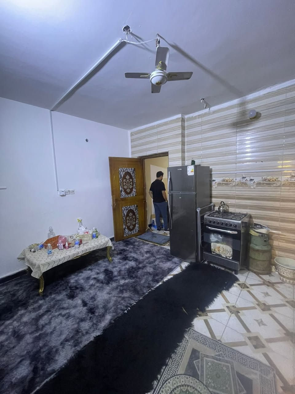 للإيجار في السيدية 450الف ‼️
#مشتمل طابق اول فوق الارضي معزول عزل تام 

#يحتوي على غرفة وصالة ومطبخ وخدمات 

للاستفسار: ***********
