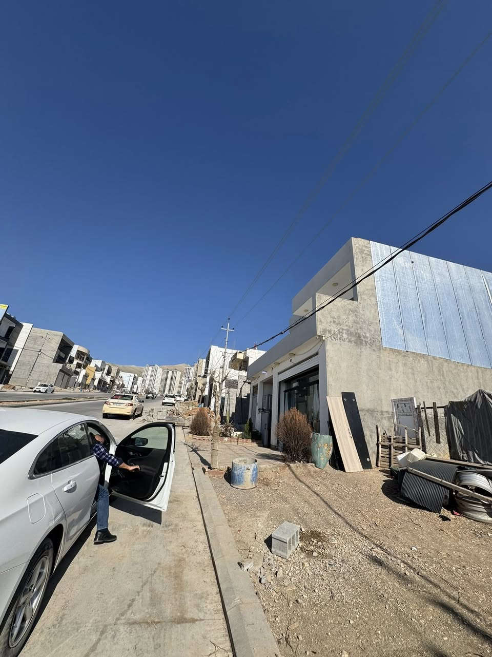 سەرەتا بەناوی خودا 
کۆد / 10915
زەوی نیمچە تیجاری بۆفرۆشتن 
📍ناونیشان/ 57کانی أبراهیم أحمد 
نزیک مزگەوتی فەجر  
📐ڕوبەر / 160
📏پێش/ 8 بە 20
🌕 ڕوو  / ناوشار 
🛣️شەقامی / 30 مەتری

تێبینی ( دوزەوین لە تەنیشت یەکا بەهەمان ڕوبەر و نرخ ) 
ــــــــــــــــــــــ
🖊️/ بۆ زانینی نرخ  کۆمێنت بکە 
ــــــــــــــــــــــــ
بۆ پەیوەندی📞
☎️***********
☎️***********
ـــــــــــــــــــــــــــ
تۆی بەڕێز موڵکت هەیە دەتەوێت بیفڕۆشیت یان بیدەیت بەکرێ زانیاریەکانمان بۆ بنێرە هاوکارتان دەبین 
‏‎*********** ☎️واتس ئاپ"فایبەر 
‏‎یان سەردانی نوسینگەی(جوانی موڵك)بكەن
‏‎ناونیشان"ئیبراهیم ئەحمەد"بەرامبەر دیلان سیتی
