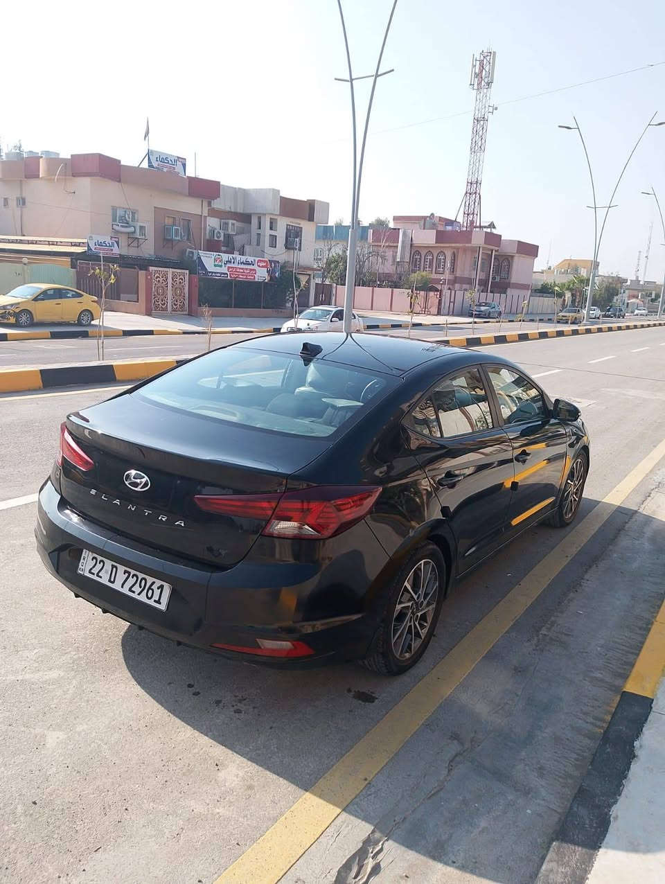 النترا موديل 20 فول مواصفات رقم اربيل باسمي هزه سنوية  جديده. 

الضرر جاملغ وحافة البوند   السونار موجود جديد

كير مكينة بشرط   كابون بانزين    

1 ثلاث وضعيات قياده نورمال سمارت سبورت
بصمه تشغيل
بصمه ابواب
رادار جانبي
رادار امامي
کامره دوار هيتر مقاعد
تدفئه تبرید
تدفئه ستيرن
فتحه سقف
صندوق ذكي فتح تلقائيا عند الاقتراب

السعر ١٣٨ بيها مجال  شراي راسلني على الواتس اب ***********

#وارد #كندي
