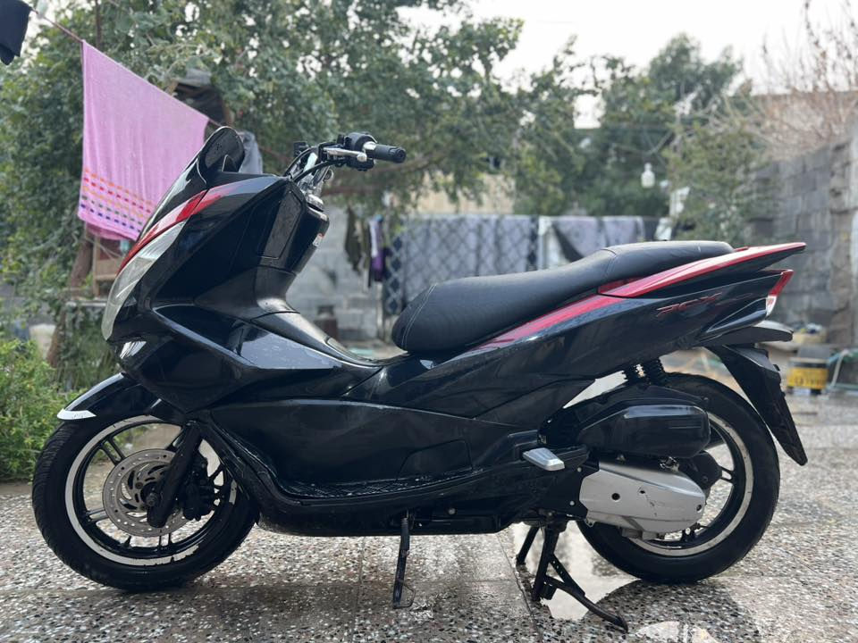 المحرك مكفول الدراجه كدامك لاتجي تكلي شبيها جيب وياك فيتر وفحص مكاني بغداد ***********
🔴حساس زدحام 
🔴تايرات جدد اصليات 
🔴ستاند كهربائي
🔴تجي تفحص وتروح 
السعر قفل قفل 1500ت 
وترهم مراوس باحدث وفرق بسيط
