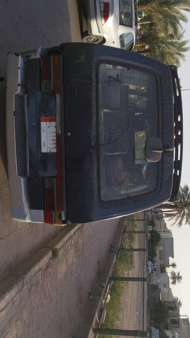 كيا بستا موديل 94سنوية نهاية ال2027يعني 2028 دوشمة نضيفة فول كير مكينة اكسل خير من الله ترايك وين متريد بس يرادلهة ترتيبات سيارة مهمولة السعر 37وبيهة مجال مطلوبة غرامات وهيئة ينزلن من السعر للستفسار اكثر ***********
