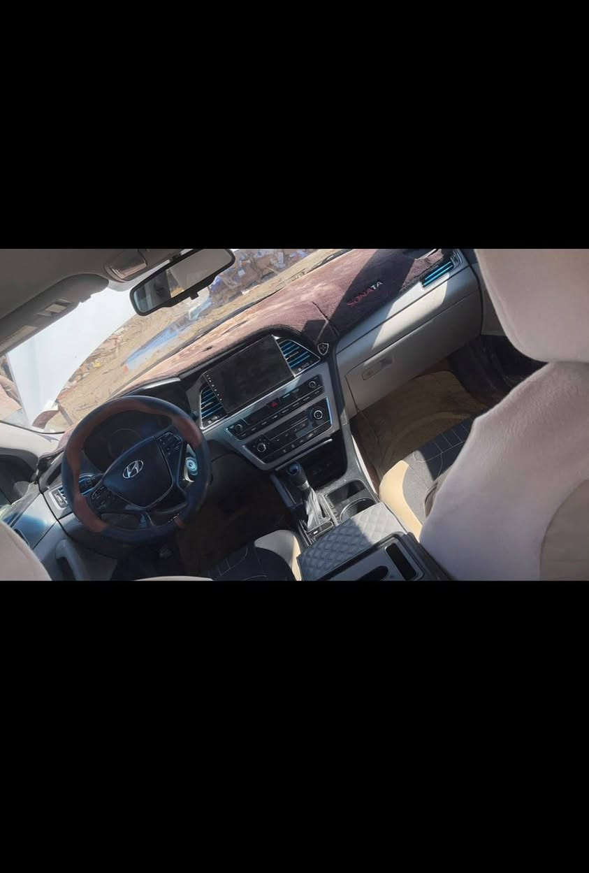 مكلف بل نشر
سوناتا موديل 16امريكي سياره جاهزه محرك كير حداديه تبريد سياره بيه بس بنيد وبيه تكشير صبغ سعره 115وبيه مجال ترهم مراوس اي ستفسار رقم صاحب سياره ***********
