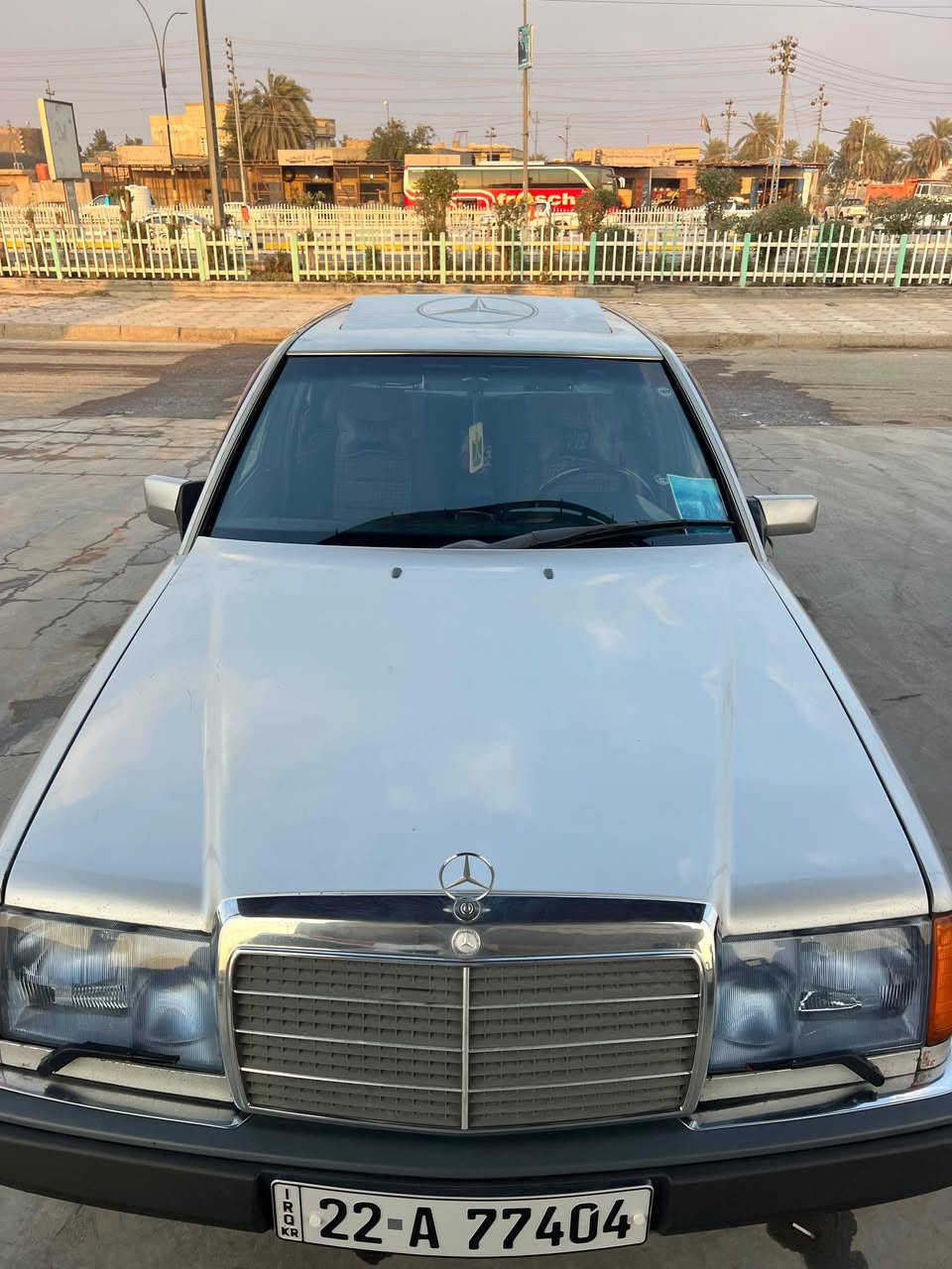 السلام عليكم مارسدس دب للبيع
1) موديل : 1990

2) لون سلفر

3) محرك 4 سلندر مسكر بلادي

4) حداديه جديده

5) تخم تاير

6) تبريد ثلج

7) فتحة سقف طكتين شغاله ( سانروف)

8) لايت زنون لونين شمسي وابيض

9) رقم وهزه جديد سنويه لغاية 2030 بأسمي

10) كفاله من الضربه والعيب الشرعي

11) قواعد دبلات سليمه ومكفوله

12) السياره وارد يابان كشن خلفي سياحي

13) كهربائات كلها شغاله وبلادي

14) السياره جاهزه من جميع الجهات شغل وسوق واستمتع

15) السعر 90 وبي مجال قليل

للأستفسار واتساب او اتصال *********** العنوان البصرة  ..
